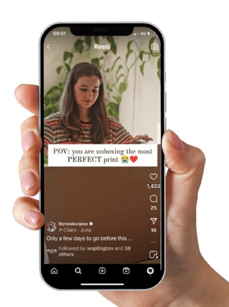 Een kunstenaar die een drop deelt op Instagram Reels